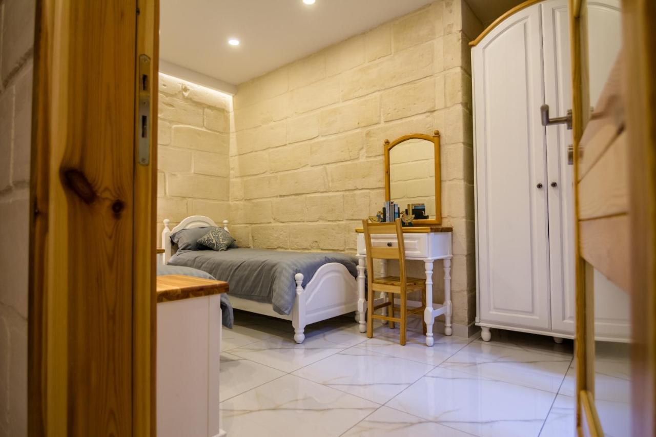 Ta' Gilard - Lovely Renovated Holiday Home Żabbar Exterior foto